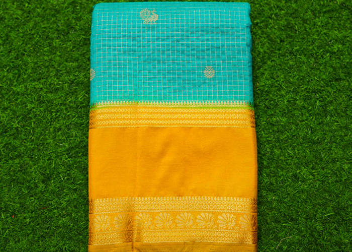 Gap border sarees VS GS001